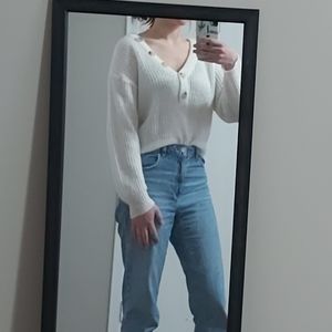 Trendsetter, small, white knit.